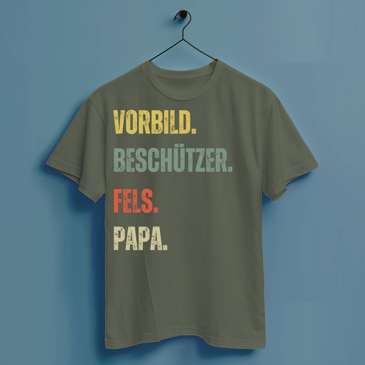 Papa. Vorbild. Beschützer. Fels. - Hochwertiges T-Shirt 100% Baumwolle